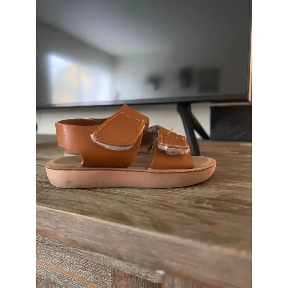 Trary Kid’s Double Adjustable Strap/Buckle Closure Flat Sandals (Toddler) size 5